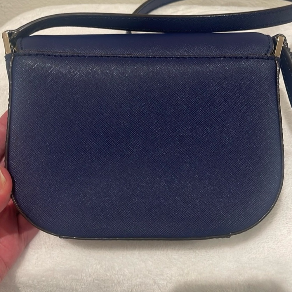 Immaculate Navy Kate Spade New York Crossbody - Picture 11 of 12